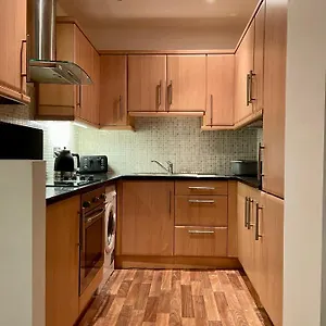 Town Centre Flat In Darlington Apartment
