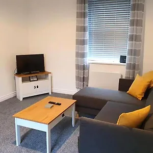 17 Larchfield House Apartment